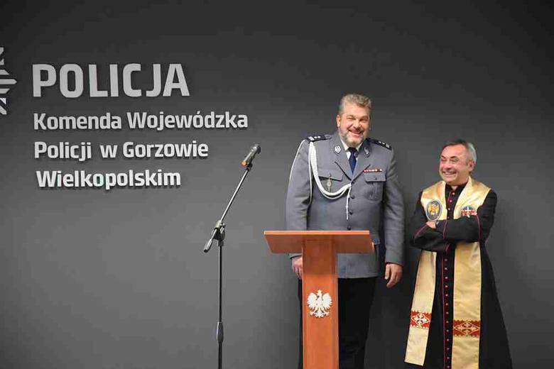 Uroczystość ślubowania nowych pacjentów w komendzie wojewódzkiej w Gorzowie
