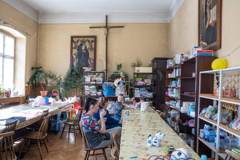Uchodźcy z Ukrainy zamieszkali u benedyktynek ze Staniątek. „Bóg dał nam tych ludzi”