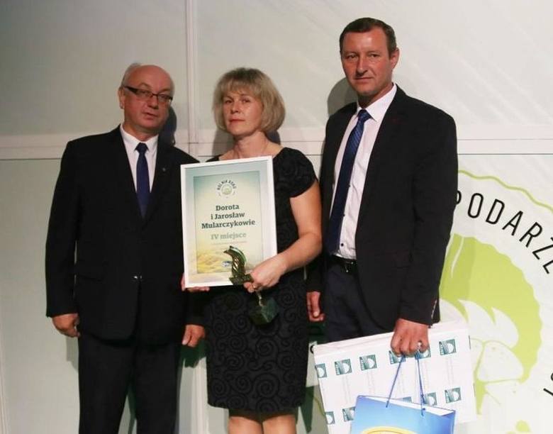 Jarosław i  Dorota  Mularczykowie zajęli czwarte miejsce w województwie świętokrzyskim. Nagrodę ufundował Świętokrzyski Oddział Regionalny Agencji Restrukturyzacji