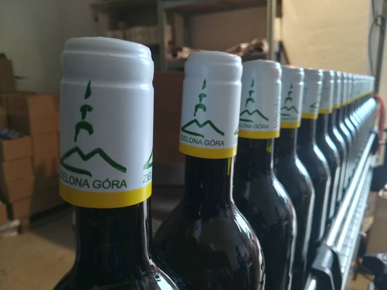 Wina z Borowa kilkakrotnie były oficjalnymi trunkami zielonogórskiego Winobrania