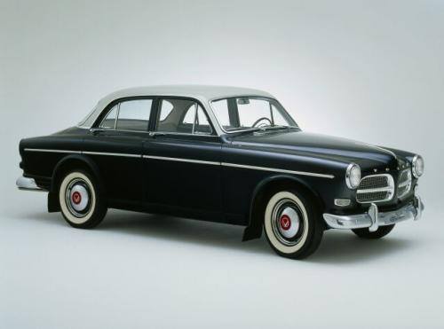 Fot. Volvo: Model P 121 Amazon z 1958 r. ugruntował pozycję marki jako solidnej i produkującej bezpieczne auta.