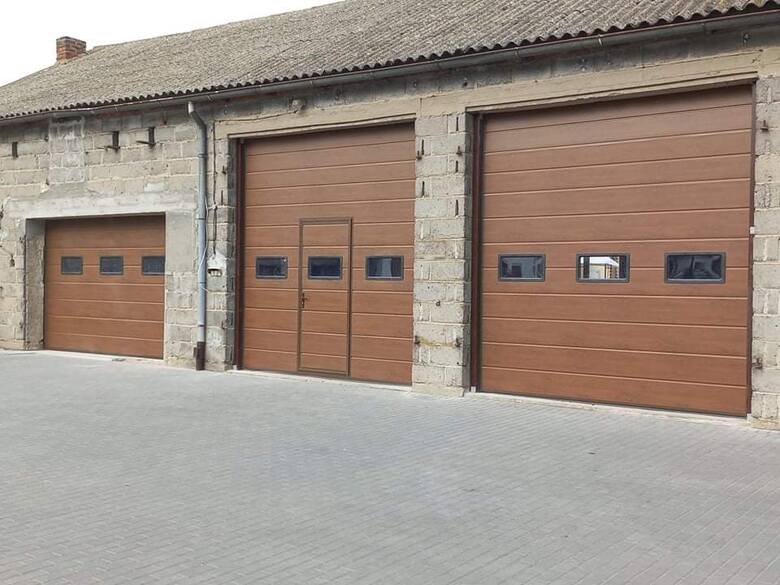 Montaż bram garażowych, panelowych oraz drzwi garażowych