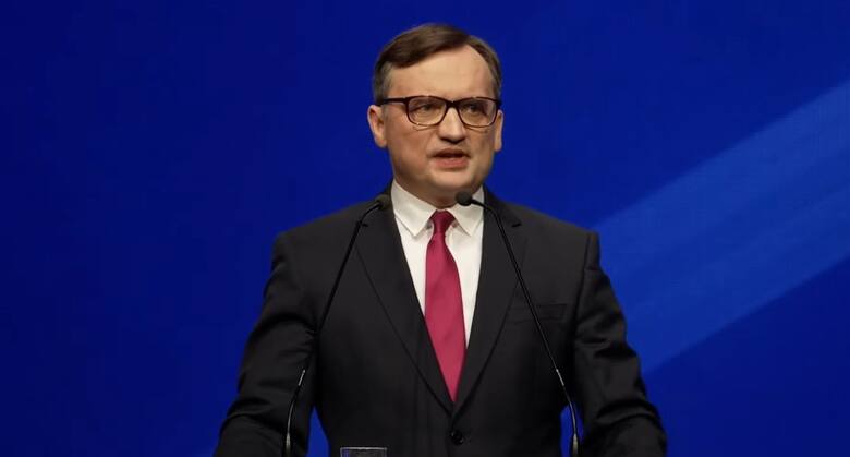 Patryk Jaki: Polska powinna zostać w UE, ale wywalczyć nowe warunki członkostwa