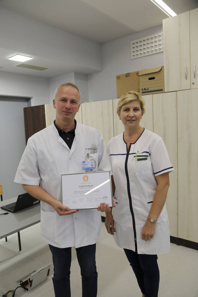 Dla Jarosława Piszcza, zastępcy kierownika Kliniki Hematologii w USK certyfikat „W trosce o pacjenta” to powód do dumy.