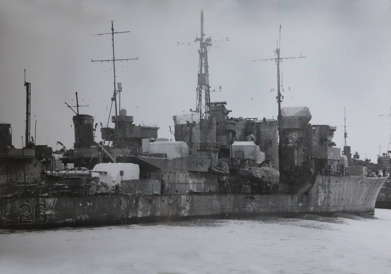 Ślązak trzeci niszczyciel eskortowy typu Hunt II, ale już po wojnie pod banderą brytyjską, czyli HMS Bedale. 