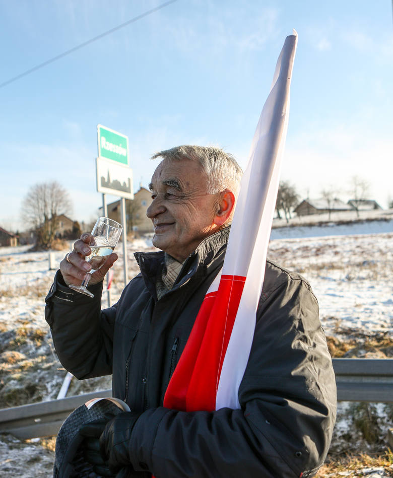 Bzianka oficjalnie stanie się częścią Rzeszowa o północy. W tej miejscowości mieszka około 600 osób. To mieszkańcy wsi w referendum zdecydowali, że chcą mieszkać w mieście.