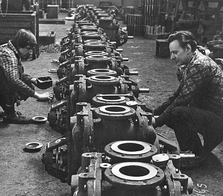 W latach 70. i 80. Grudziądz stał przemysłem. W fabrykach praca trwała na zmiany, rąk do pracy zawsze brakowało. 