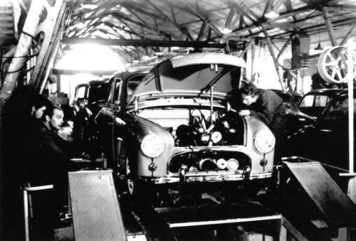 Jesienią 1958 r. rozpoczęła się produkcja Syreny – pierwszego i zarazem ostatniego samochodu osobowego produkowanego seryjnie, skonstruowanego przez