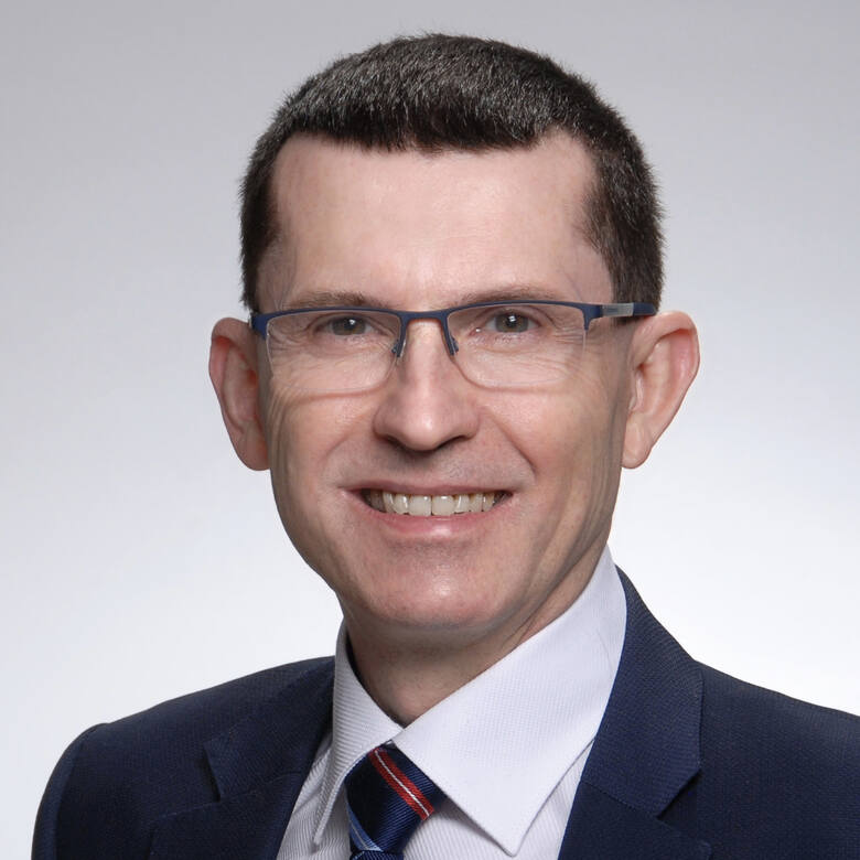 Prof. Julian Malicki, dyrektor Wielkopolskiego Centrum Onkologii nie kryje, że szpital, by dobrze leczył i pomagał pacjentom, musi się nieustannie r