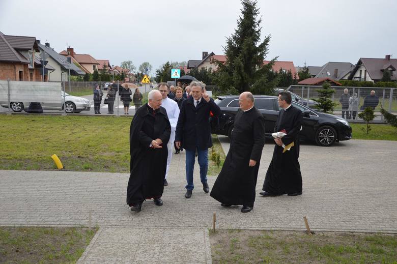 Przy parafii Chrystysa Dobrego Pastrzerza w Łowiczu otwarto dom pogodnej starości [ZDJĘCIA]
