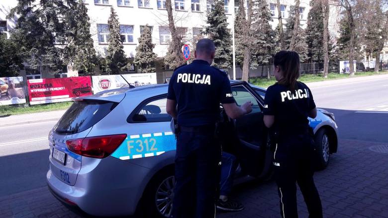 Policja odzyskała cztery motocykle skradzione na os. Bratkowice w Łowiczu [ZDJĘCIA]
