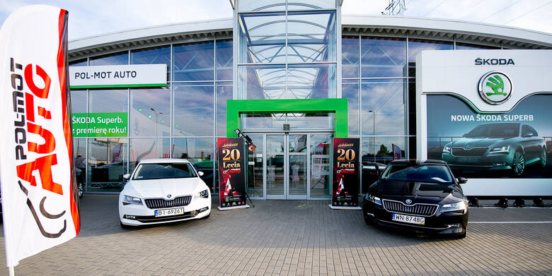 POL-MOT Auto to jedna z największych firm dealerskich w Polsce. Działa w pięciu miastach, w których prowadzi dziesięć salonów i serwisów oraz trzy zakłady