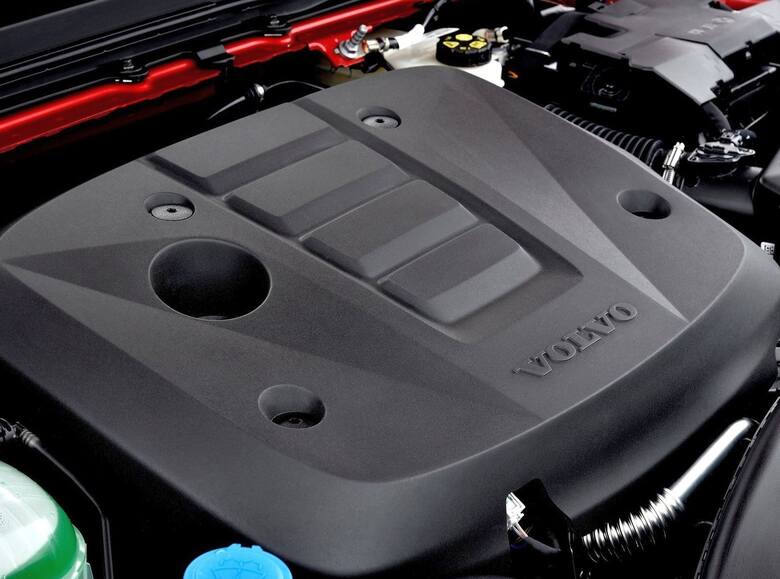 Doposażone Volvo XC40 z mocnym silnikiem może być drogie i wtedy opłacalność zakupu – w porównaniu do XC60 – może być wątpliwa, ale jeśli ktoś szuka