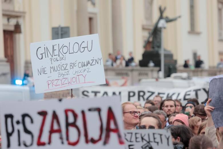 Morawiecki: Hejt to przemyślana decyzja polityczna, która musiała zapaść w kierownictwie PO
