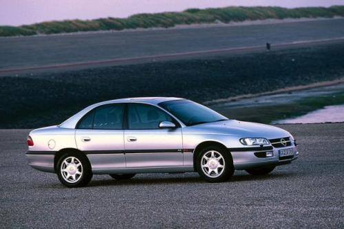 Fot. Opel: Opel Omega cieszy się sporym zainteresowaniem. Chwalone są egzemplarze wyprodukowane po 1999 roku.