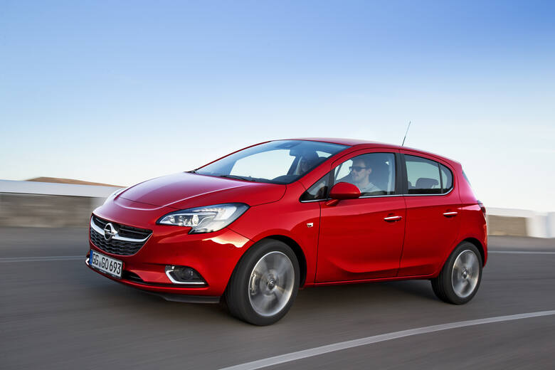 Auta małe - Opel CorsaŚrednie spalanie 3,3l/100 km Fot. Opel