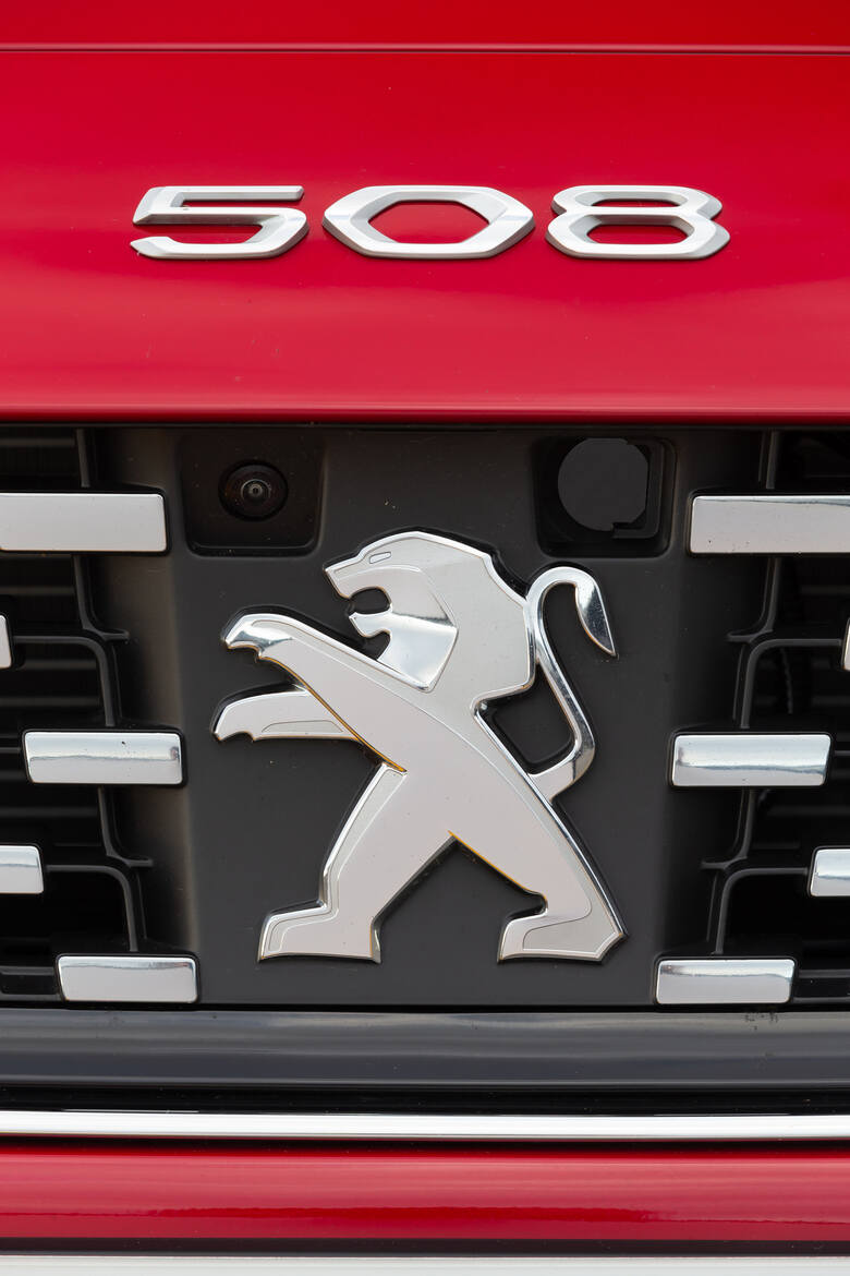 Gdy w marcu na salonie samochodowym w Genewie Peugeot pokazał nową odsłonę modelu 508, świat dziennikarski nie szczędził pochwał za design flagowej limuzyny