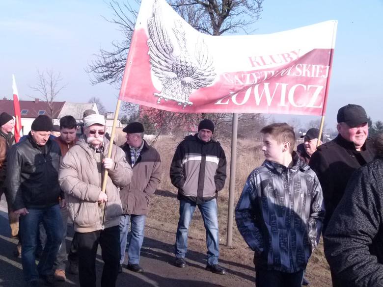 Protest rolników w Łowiczu. Blokada dróg w województwie łódzkim [ZDJĘCIA]
