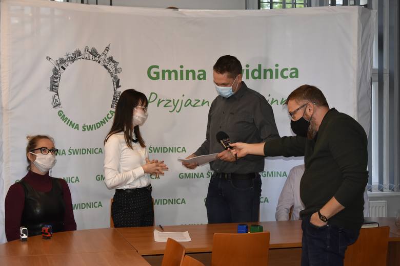 Podpisanie umowy na budowę nowego przedszkola w Świdnicy. 