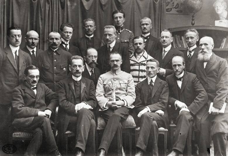 Rząd Jędrzeja Moraczewskiego utworzony 17 listopada 1918 roku,