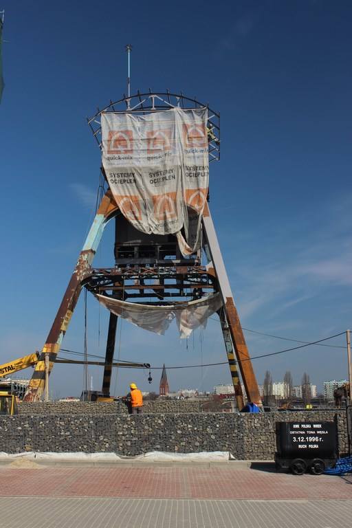 Rewitalizacja dwóch wież po byłej kopalni "Polska"