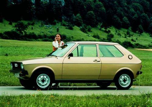Fot. Audi: Audi 50 (1975 r.) czyli pierwszy Volkswagen Polo. VW kupił firmę Audi wraz z NSU w 1969 r. i wraz z nimi dostęp do nowoczesnej technologii,
