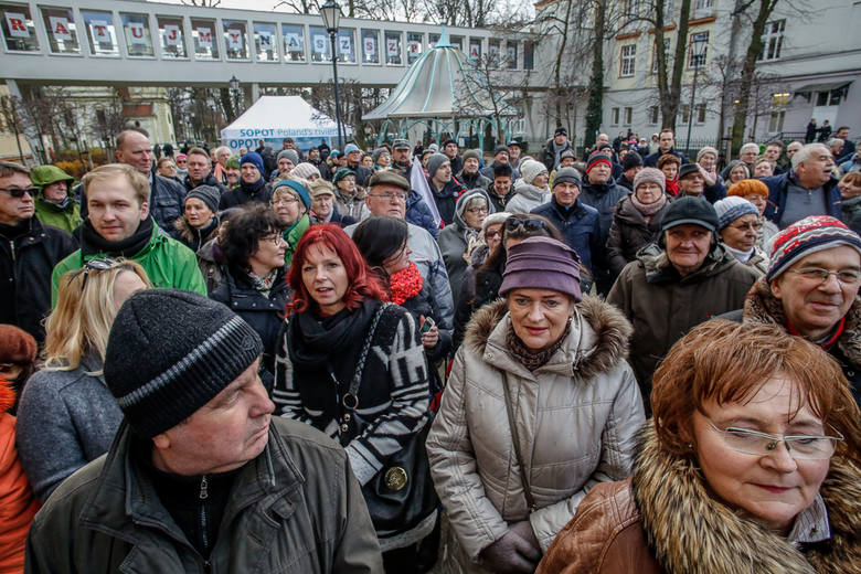 Protest w obronie szpitala reumatologicznego w Sopocie
