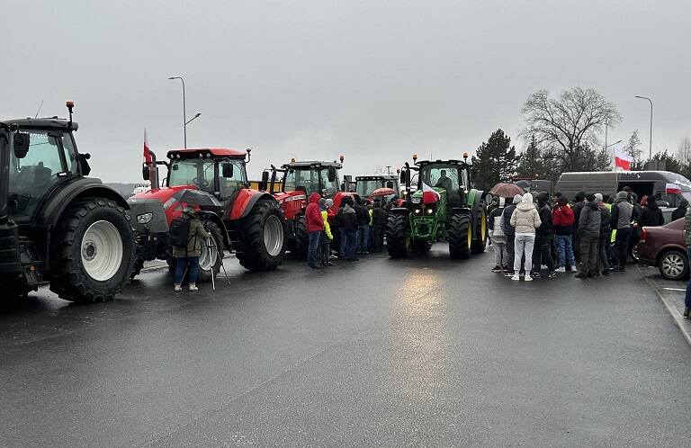Rolnicy z powiatu pińczowskiego licznie wyjechali na drogi naszego regionu