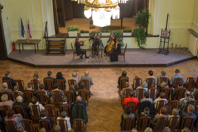 Uczniowie szkół muzycznych na 14. Festiwalu Muzyki Romantycznej [ZDJĘCIA]