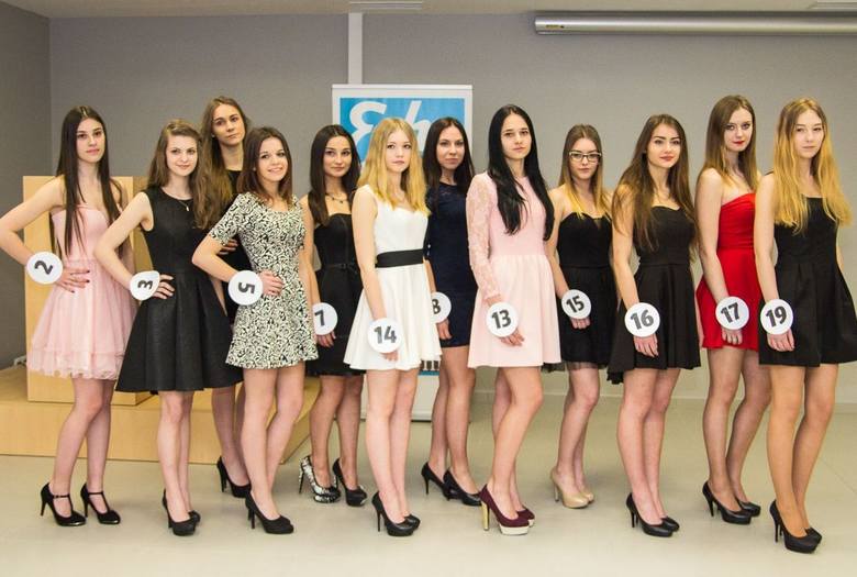 Finalistki konkursu Miss Nastolatek Ziemi Świętokrzyskiej 2016 (od lewej): Sylwia Fornalska, Nikola Kwiecińska, Magdalena Kubicz, Natalia Janus, Emilia