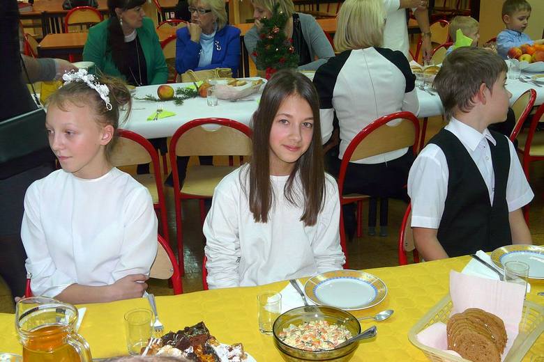 Wigilia w Fundacji Dziecięcy Uśmiech w Skierniewicach