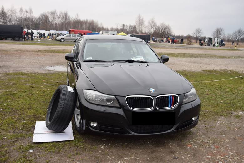 BMW E90 - rok produkcji 2010, z silnikiem 2.0 diesel, mocy 160 KM, stan licznika 205 tys. km. Cena do uzgodnienia