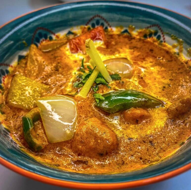Jeżeli chcecie posmakować prawdziwego indyjskiego street food'u, powinniście odwiedzić toruńską restaurację Indieat Indian Street Food. Dobra karma!Adres