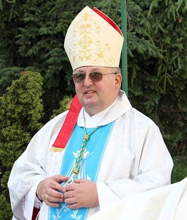 Biskup Andrzej Wypych z Chicago