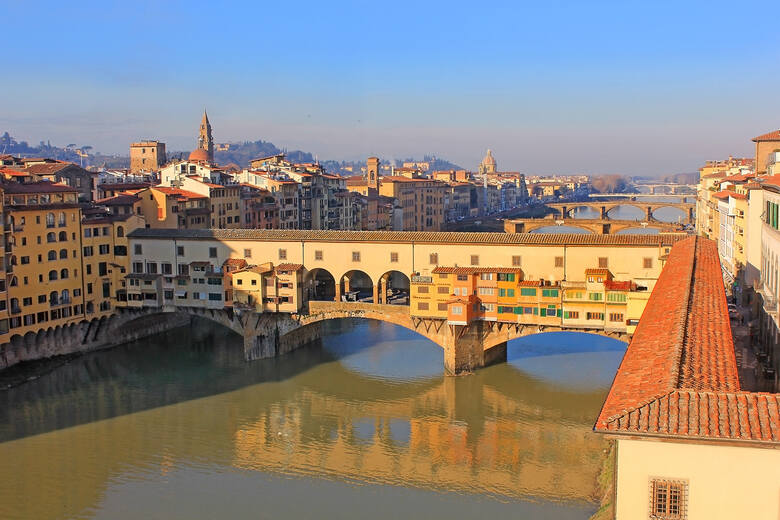 Ponte Vecchio - Most Złotników nad rzeką Arno we Florencji