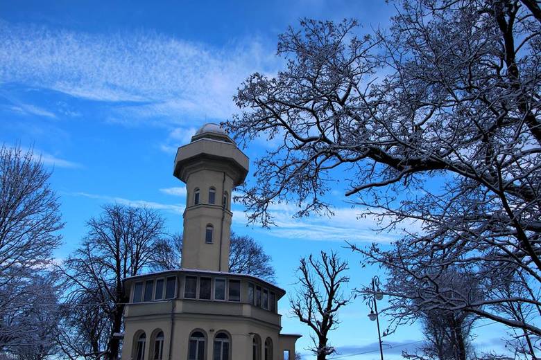 Trzeba przyznać, że Wieża Braniborska pięknie się prezentuje w zimowej scenerii.