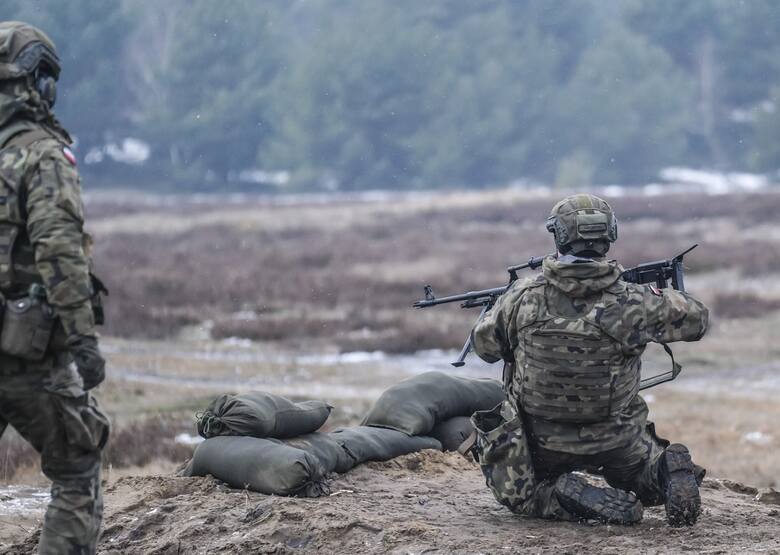 Kurs strzelecki Wojsk Obrony Terytorialnej na toruńskim poligonie