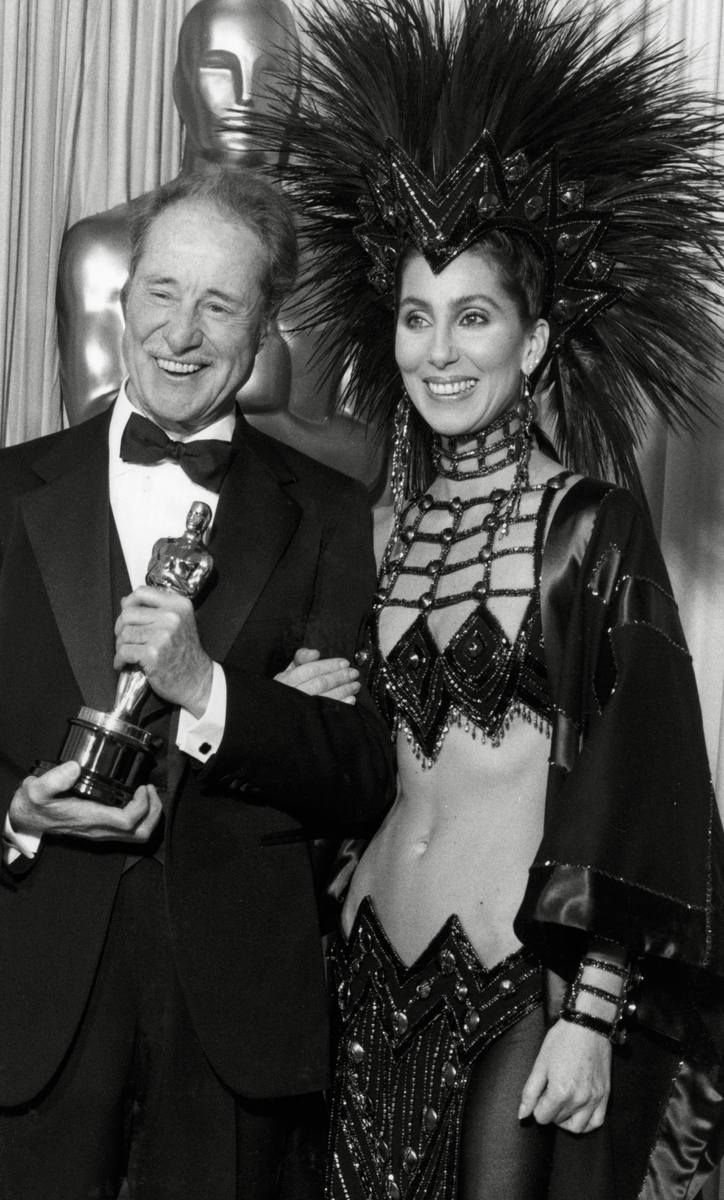 Cher i Don Ameche na 58. gali rozdania Oscarów w 1986 r. 