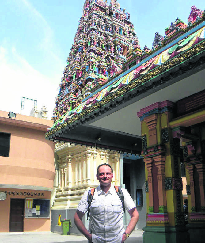 Podczas swej podróży do Malezji i Singapuru Jarosław Wnorowski zwiedził również liczne świątynie.