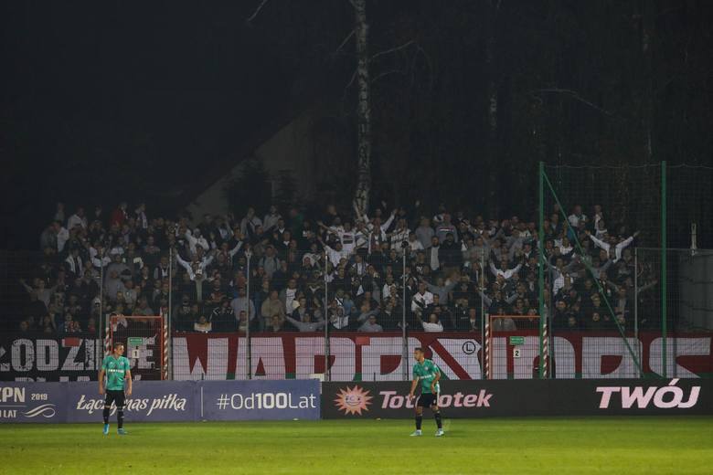 Byl Komplet Kibice Na Meczu Puszcza Niepolomice Legia Warszawa Zdjecia Gol24 Pl