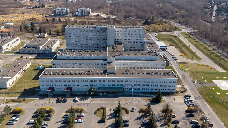 Częstochowskie szpitale wojewódzkie z lotu ptaka Zobacz kolejne zdjęcia. Przesuwaj zdjęcia w prawo - naciśnij strzałkę lub przycisk NASTĘPNE