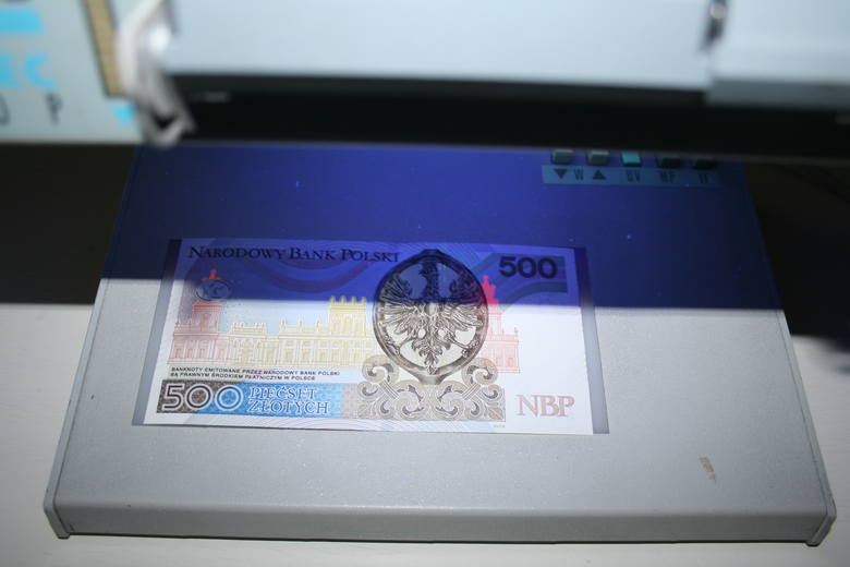 Nowy banknot 500 złotych ściąga zainteresowanych do NBP w Bydgoszczy [wideo]