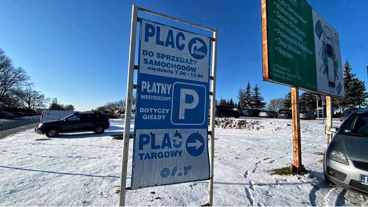 Zmienia się sposób poboru opłat za parking przy giełdzie w Gorzowie. Postój opłacimy nie u inkasenta, ale w parkomacie.  