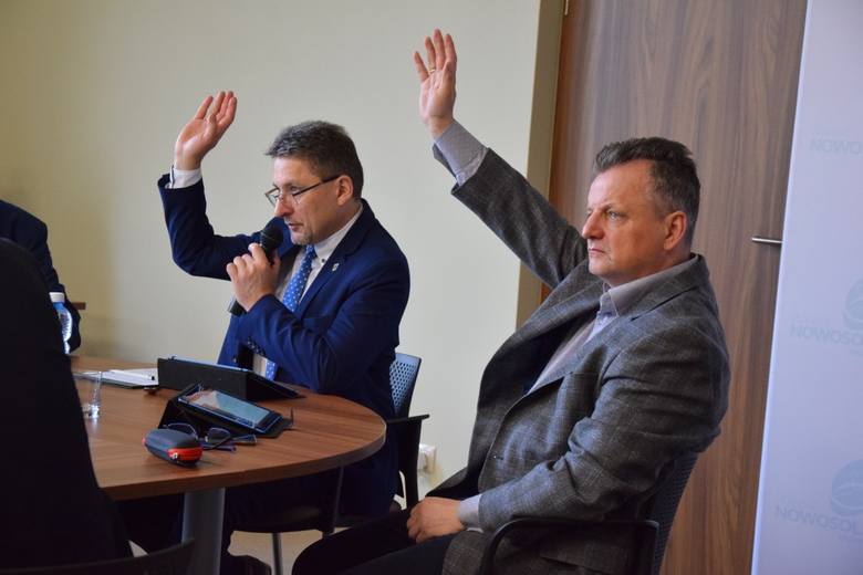 Sesja powiatu nowosolskiego, podczas której radni zgodzili się na kredyt pod hipotekę szpitala.<br /> 28 lutego 2020 r.