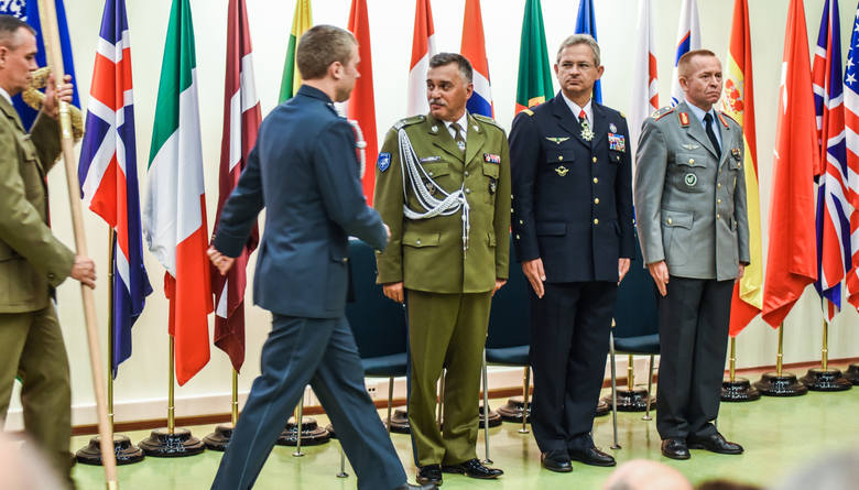 Wczoraj odbyła się ceremonia przekazania obowiązków dowódcy Centrum Szkolenia Sił Połączonych w Bydgoszczy. 