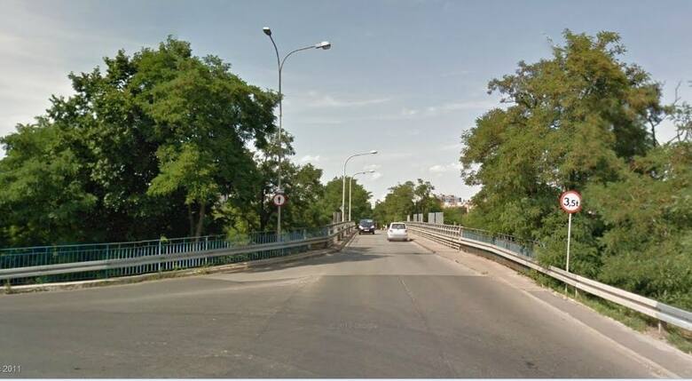 Wiadukt na ul. Chociebuskiej zostanie zamknięty na dwa lata fot. Google Street View