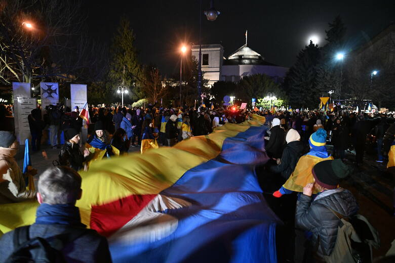 Wojna na Ukrainie trwa dwa lata. W Warszawie wielka manifestacja