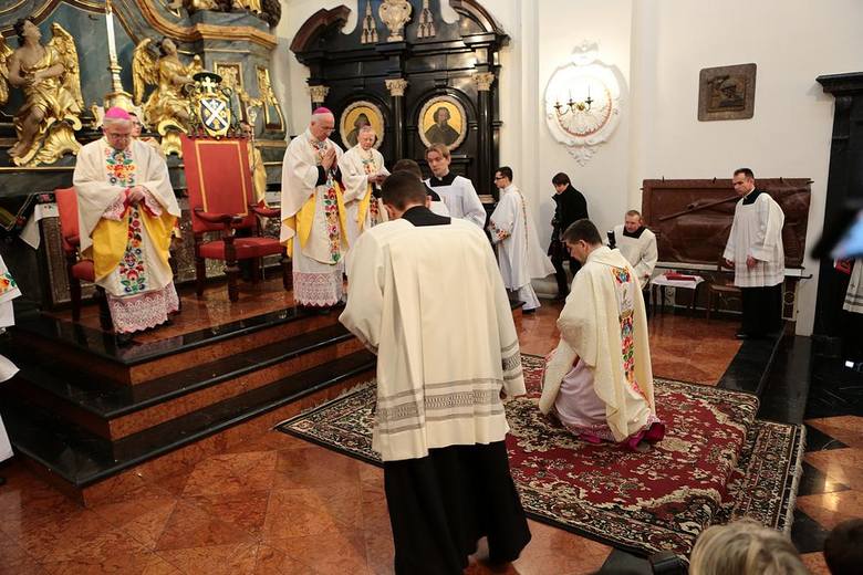 Ks. Wojciech Osial nowym biskupem pomocniczym [ZDJĘCIA]