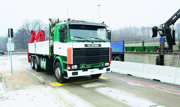 Z początkiem przyszłego tygodnia ma zacząć działać system ważenia ciężarówek wjeżdżających do Łodzi od strony Zgierza.