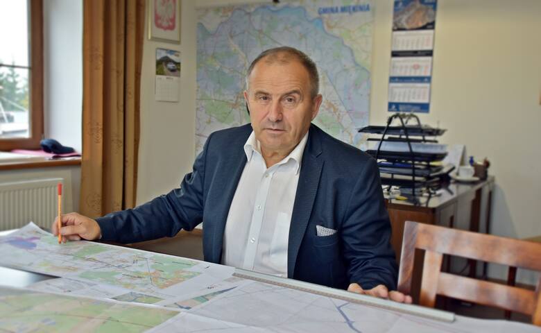 Burmistrz Miękini opowiada, jakie inwestycje czekają gminę z powodu ulokowania tam wielkiej fabryki Intel. Skorzystają na tym mieszkańcy w kilku ważnych